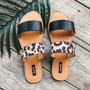 Leopard black flats